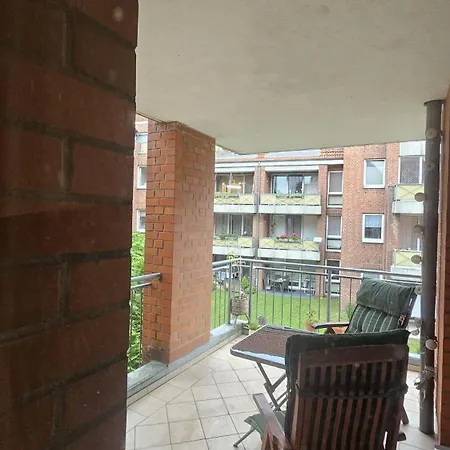Apartment 80 M2 Moderne Und Zentrale In Mit Eigenem Parkplatz *